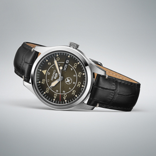 >>SEIKO<< 5 SPORTS